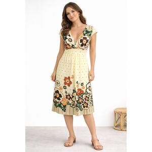 Vintage y2k style dress with Boho Floral print size small